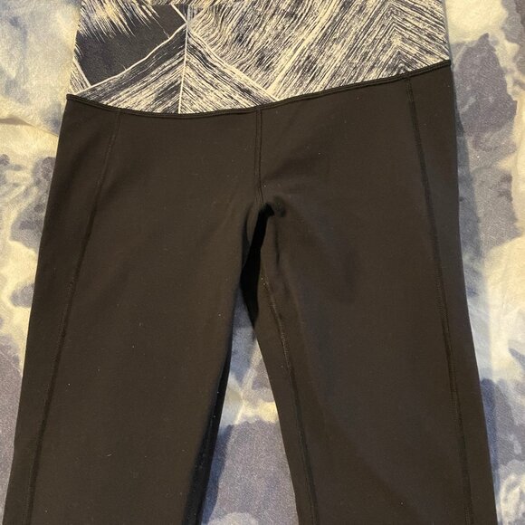Lululemon Skinny Groove Pant II (Roll Down) Black / Heat Wave White Black sz 8 - Picture 4 of 7
